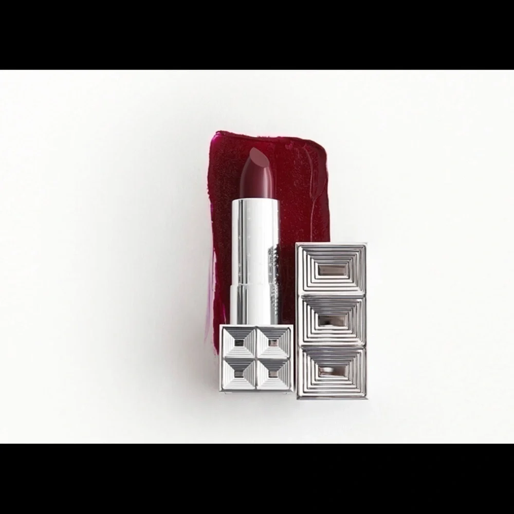 NEW BELLE EN ARGENT CREME SMOKING ON SCREEN LIPSTICK